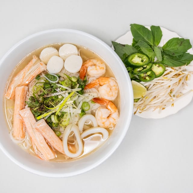Pho Seafood / Phở Hải Sản.