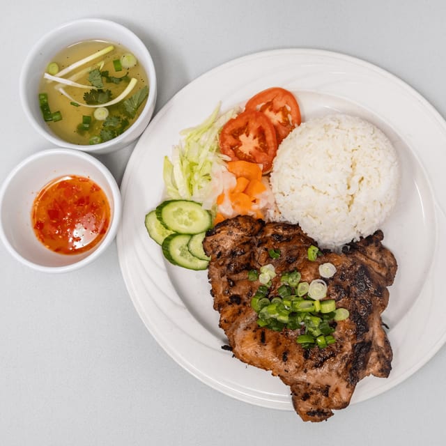 Grilled Chicken / Cơm Gà Nướng.
